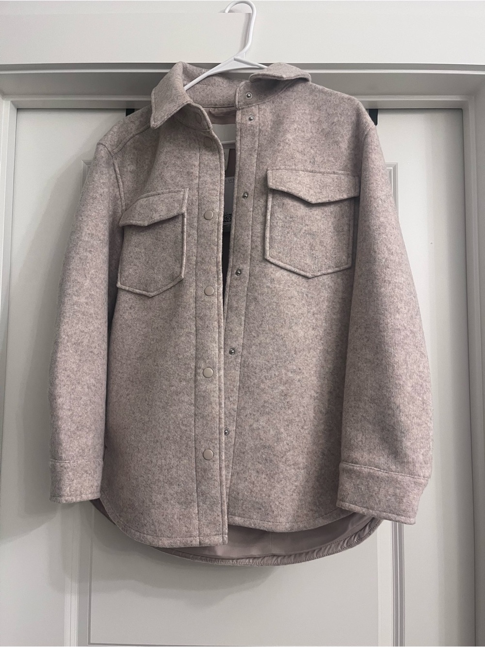 Wool-Blend Shacket Jacket in Light Taupe